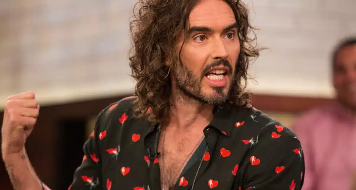 Russell Brand's Height - How Tall is Russell Brand?